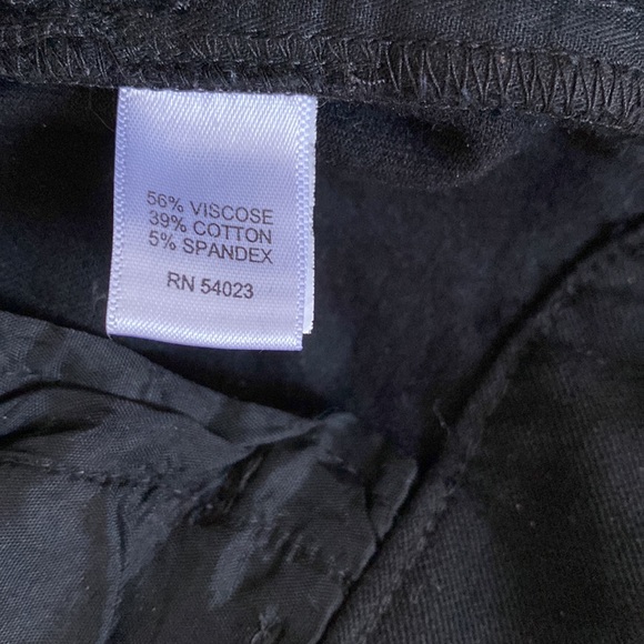 Banana Republic Black Stretch Skinny Jeans - Picture 6 of 6